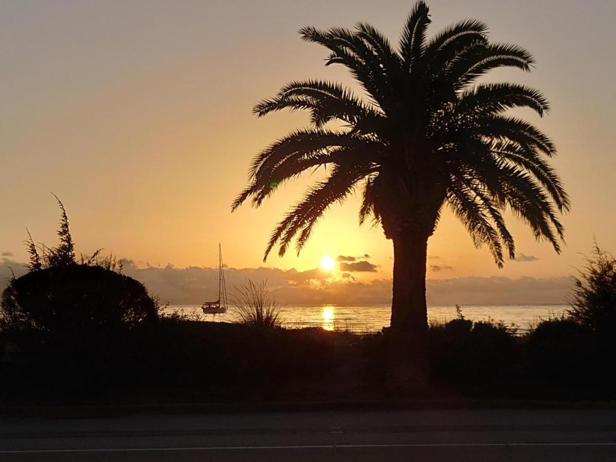 In Riva Al Mare Apartment Cagliari Bagian luar foto